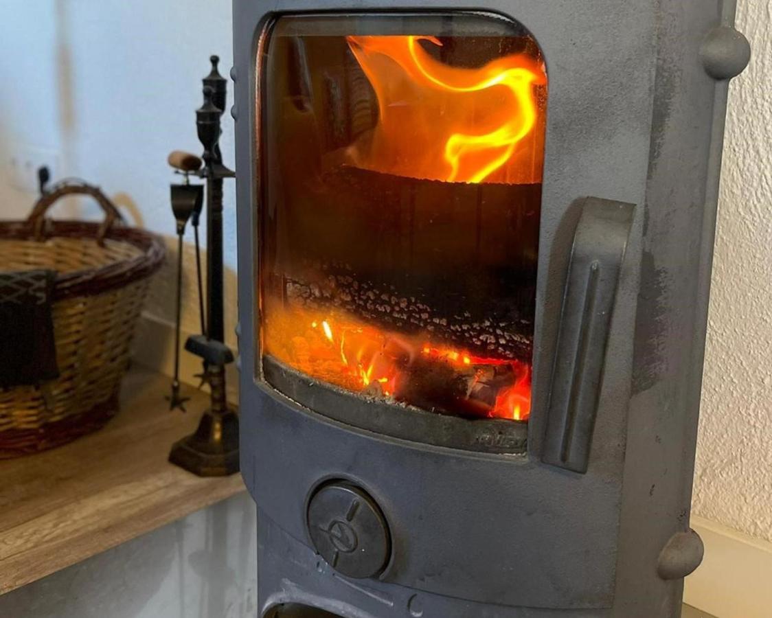 Aurora 2-Bed Cottage - Sleeps 4 - Montseny Park Арбусьєс Екстер'єр фото